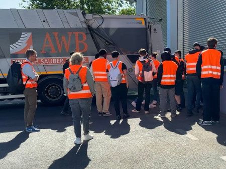 Zu Besuch auf dem Betriebshof © NAOB AWB_06