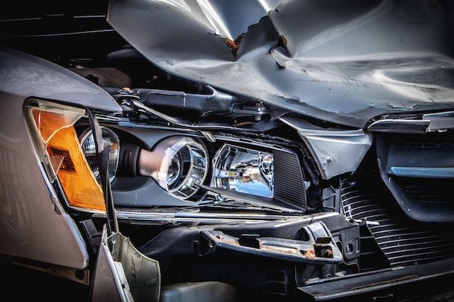 Unfallprävention und Verkehrssicherheit ist wichtig clark-van-der-beken-CSkriQWeTVs-unsplash