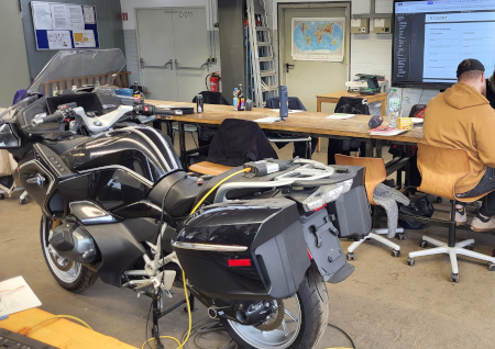 Motorrad01